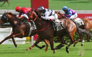 Harmony Victory (middle) beats Victory Boys (left) and Charity Go (right) at Sha Tin on Sunday. Photos: Kenneth Chan