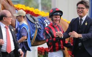 Jockey Zac Purton celebrates with the Siu family following Time Warp’s Hong Kong Gold Cup win last season. Photos: Kenneth Chan