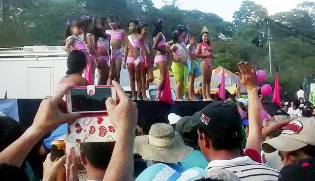 disgust at little miss swimsuit pageant for eight good jobs for teens