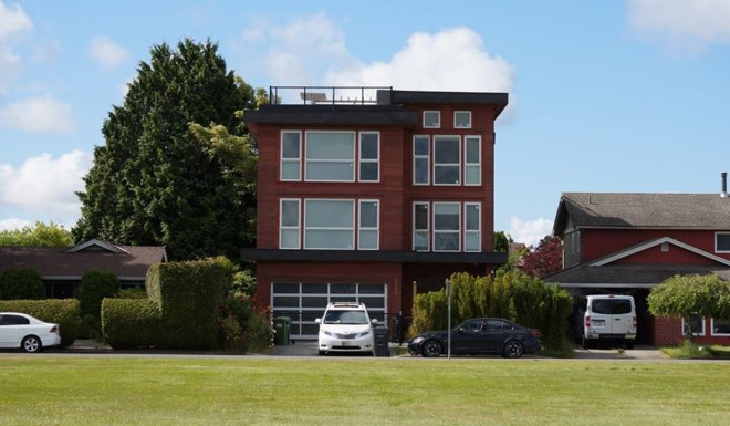 The Baoma Inn, an operation catering to Chinese birth tourists in suburban Richmond in British Columbia, Canada. There is no suggestion of wrongdoing by the Baoma Inn or its guests, with birth tourism perfectly legal in Canada.