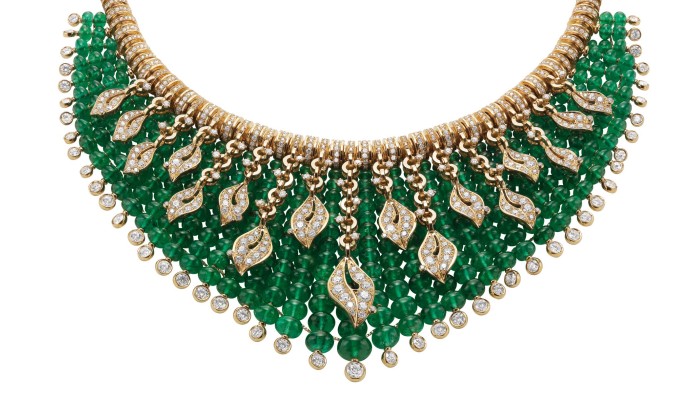 Indian Jewellery Influences Luxury Maisons Cartier Bulgari And Buccellati South China Morning Post Made upon order jadavi lacha (choker ) jhumka satlada jhoomar tika made using natural pearls with natural emerald stones and beads , 22 carat gold plated earrings have a fish hook post delivered in. indian jewellery influences luxury