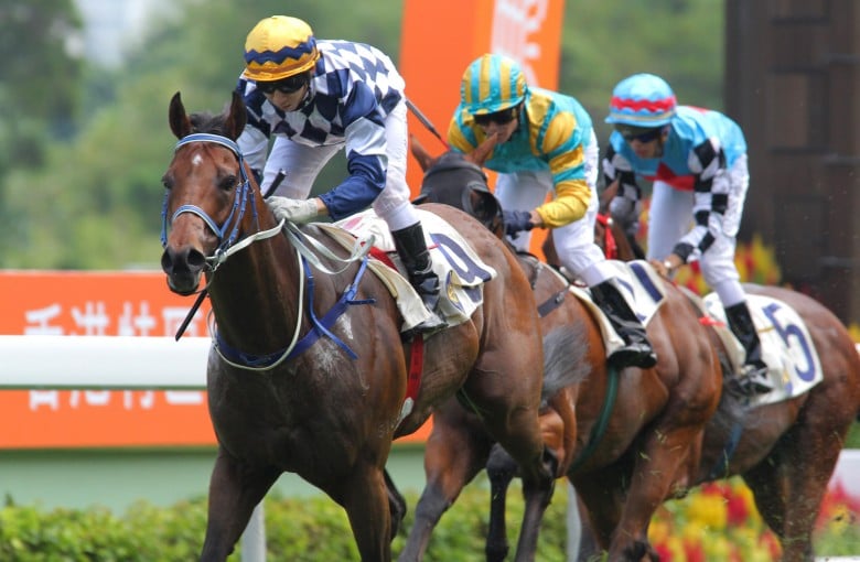 I'm In Charge (Matthew Chadwick) takes advantage of his light weight to win the HKSAR Chief Executive's Cup, a third win in the race for trainer Caspar Fownes. Photos: Kenneth Chan