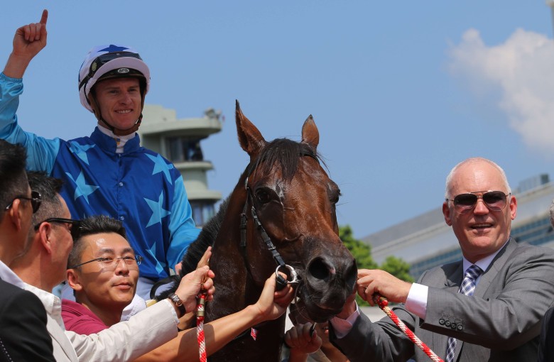 Connections celebrate the debut victory of Jing Jing Win. Photos: Kenneth Chan