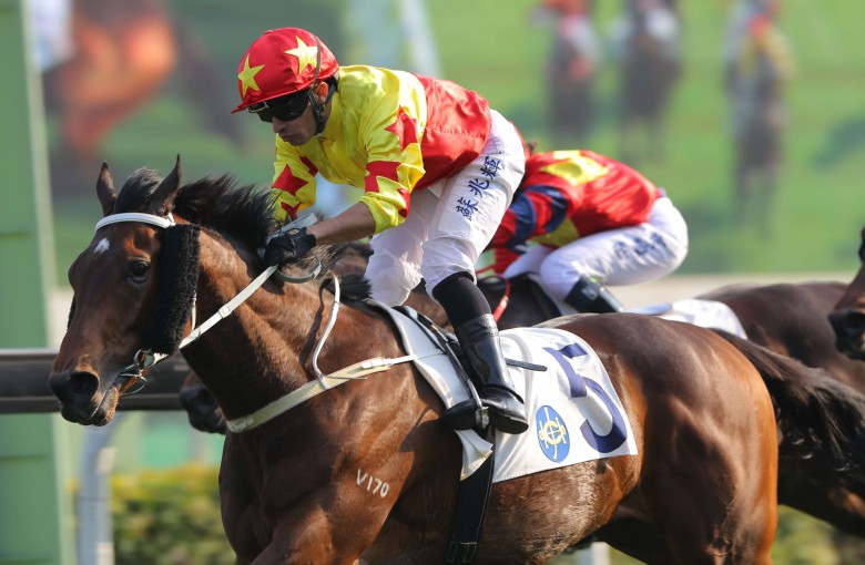 Silvestre de Sousa guides California Disegno to victory at Sha Tin on Saturday. Photos: Kenneth Chan