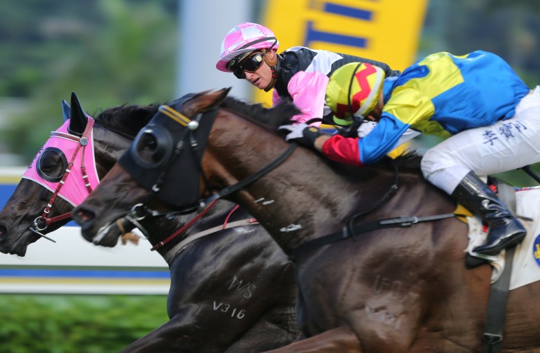Zac Purton and Go Beauty Go narrowly beat Smiling Charm in the last race at Sha Tin on Sunday. Photos: Kenneth Chan