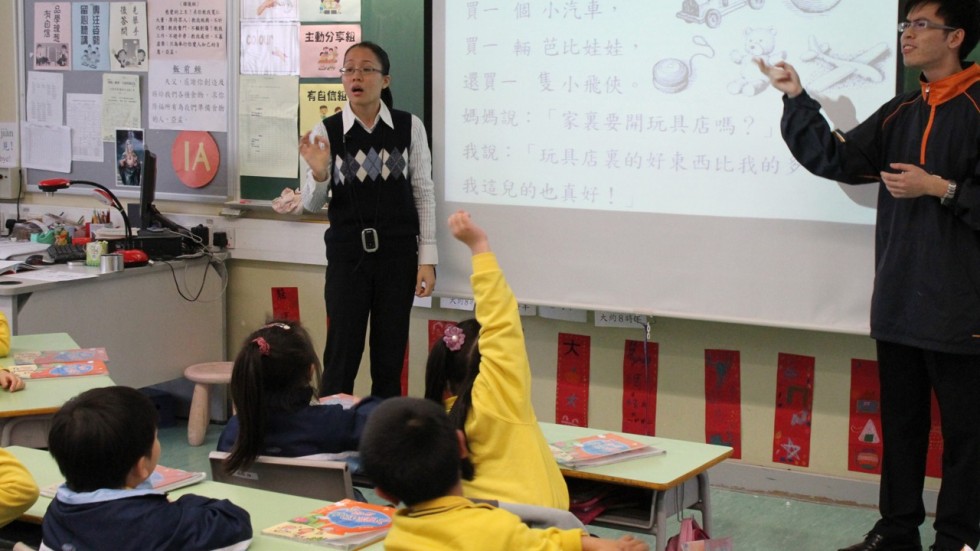 Having Putonghua as medium of instruction in Hong Kong ...