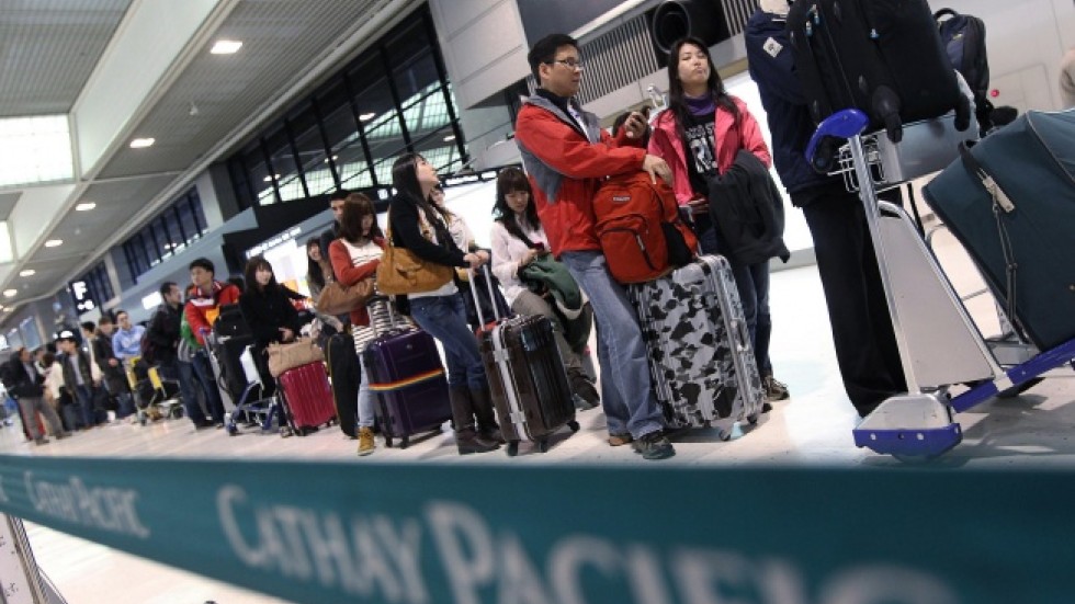 cathay pacific delayed baggage