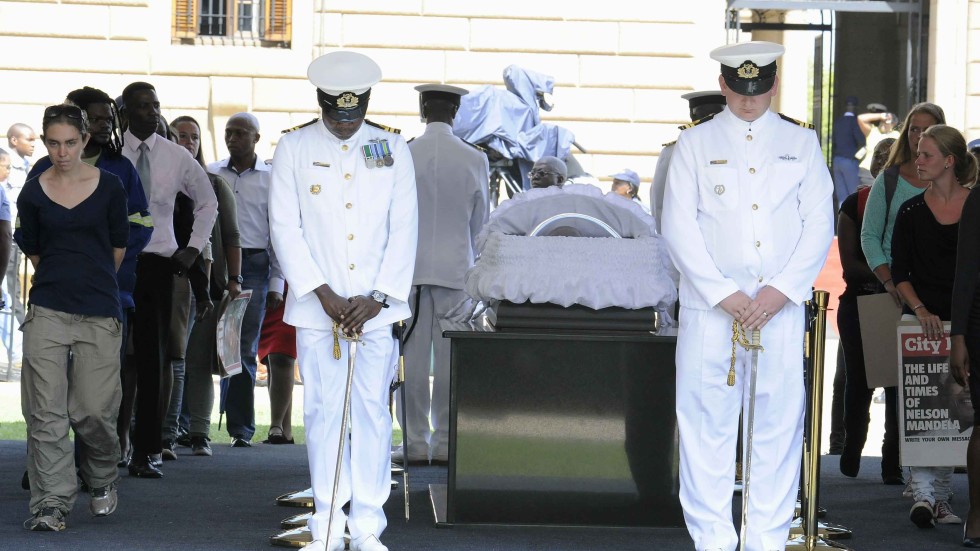 South Africa Mourns As Mandela Lies In State For Second