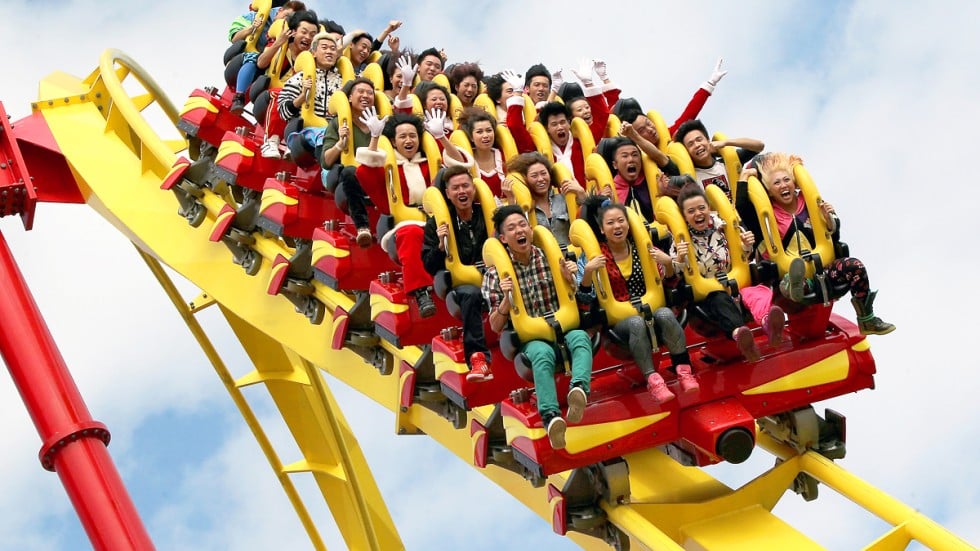 Hair raising: Riders get scare at Hong Kong roller coaster as Ocean