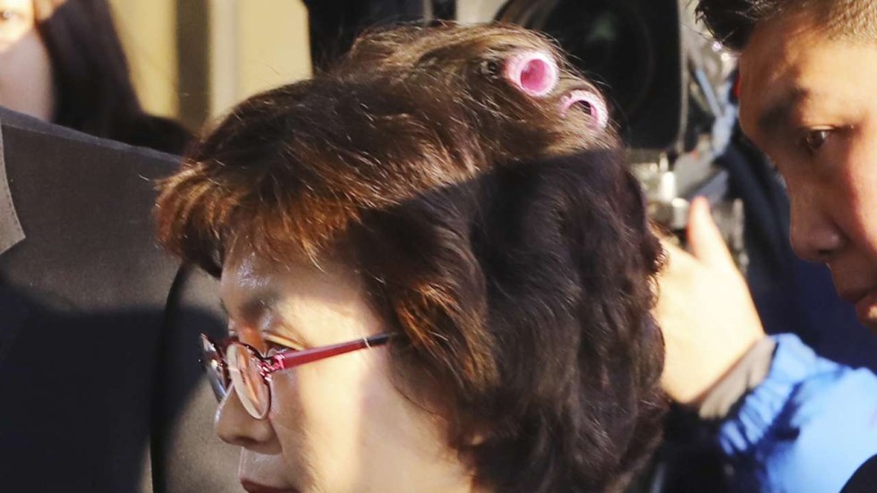 South Korean judge sensation after showing up to court with curlers still in