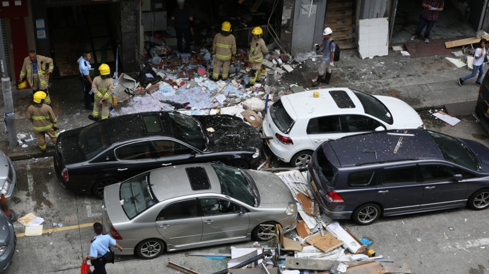 Hong Kong restaurant explosion leaves four injured, two severely