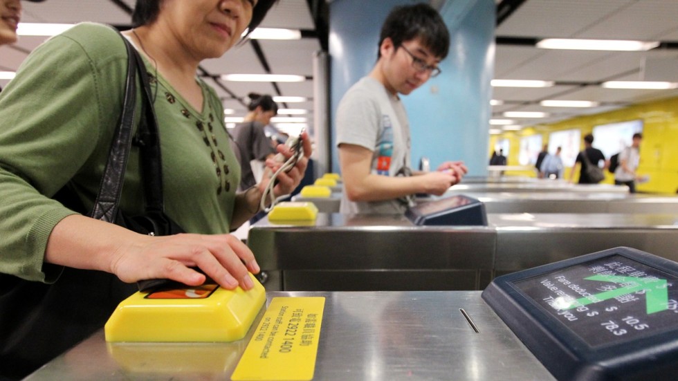 Contactless competition: WeChat Pay is coming to Hong Kong ...