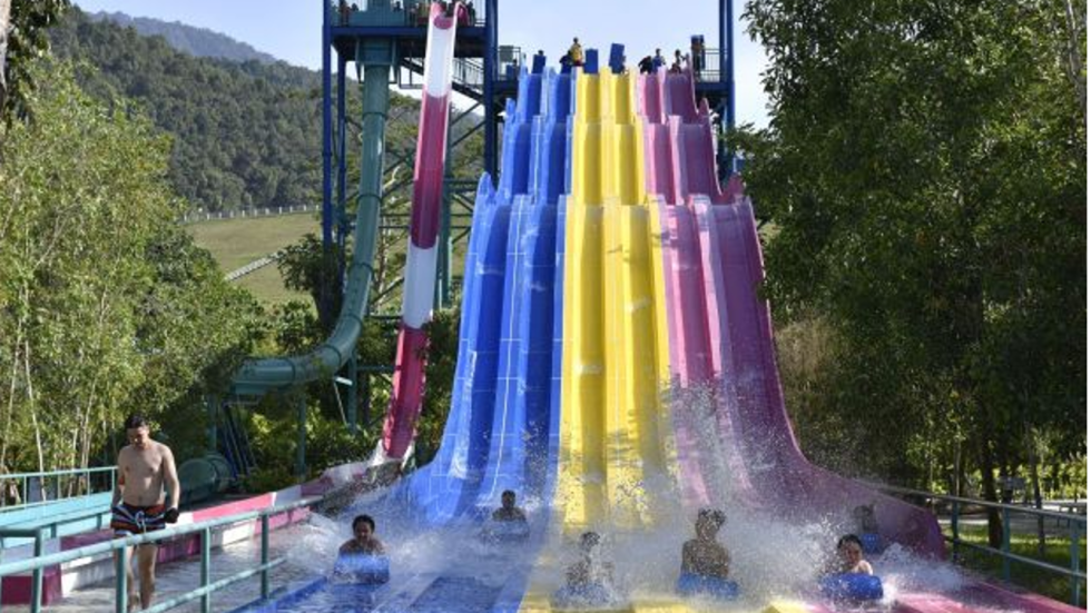 Malaysian theme park to get world’s longest water slide | South China