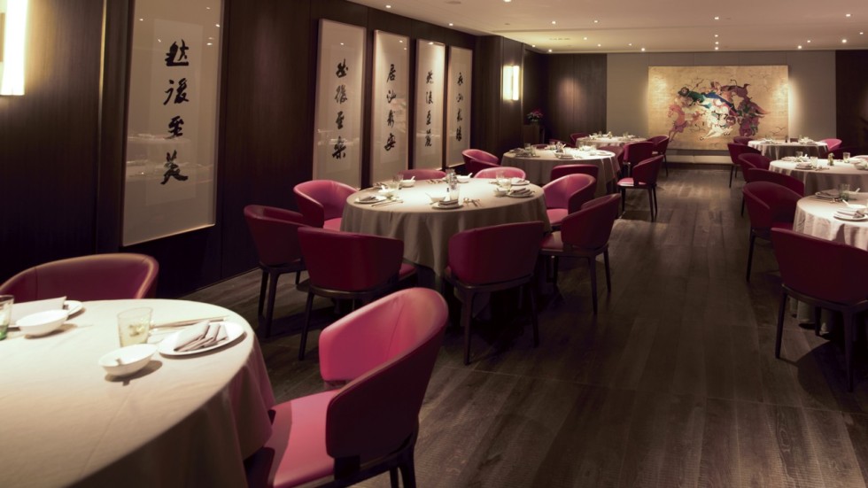 New restaurants in Wan Chai elegant decor, excellent dishes and