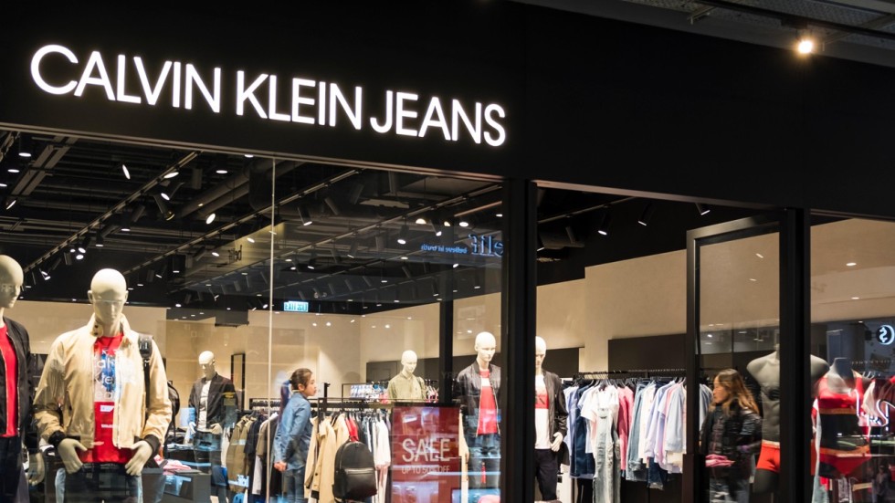 Calvin Klein licensee joins growing horde of companies moving ...