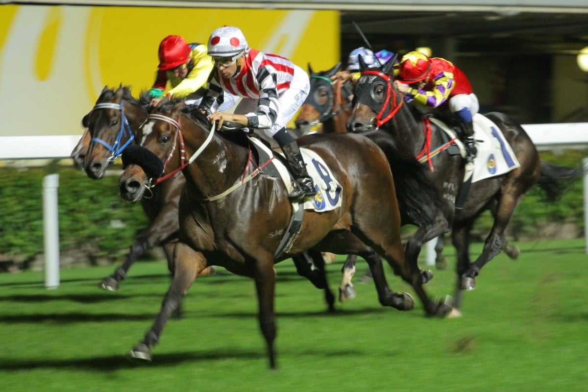 Joao Moreira guides Harbour Master, his second win of the night, to the line in race seven at Happy Valley last night. Photos: Kenneth Chan