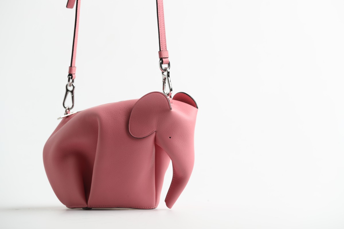 Review Loewe S Elephant Minibag Is A Cuteness Overload Style Review Loewe S Elephant Minibag Is A Cuteness Overload