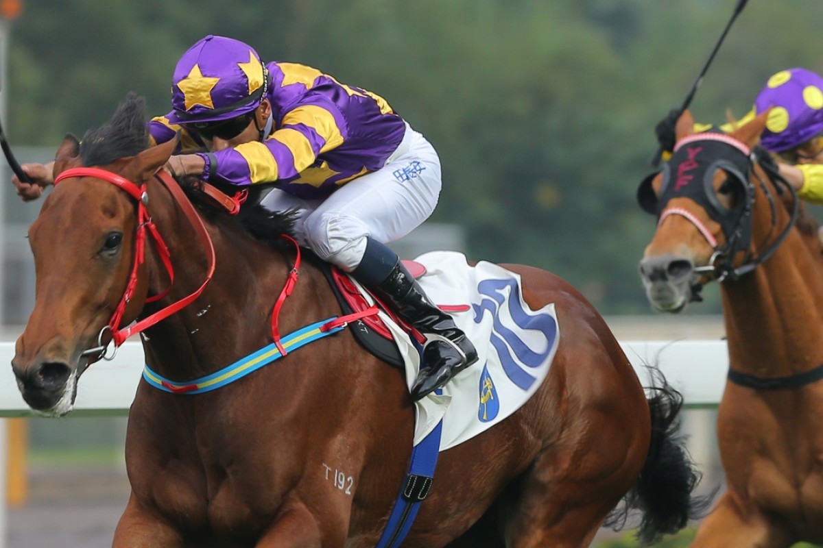 Eastern Express races away under Karis Teetan for an impressive victory, the John Size-trained galloper now on the path to the BMW Hong Kong Derby. Photo: Kenneth Chan
