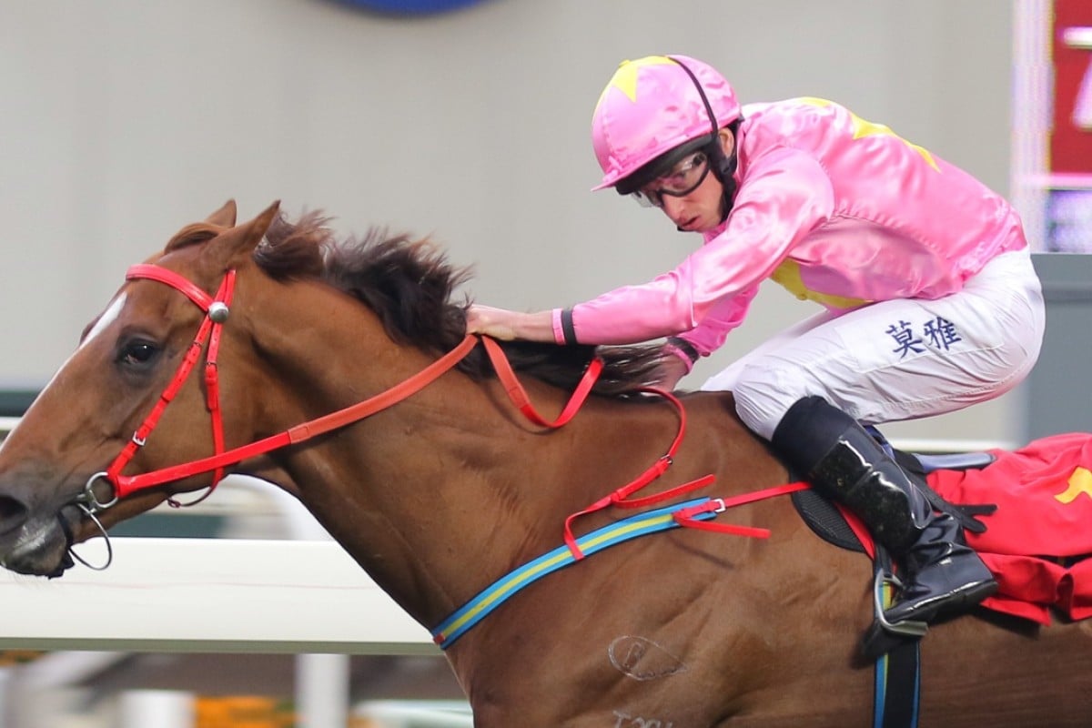 Race 7, Sun Jewellery, ridden by Ryan Moore, won the Hong Kong Classic Cup(HK Group 1, 100m) at Sha Tin on 21Feb16.