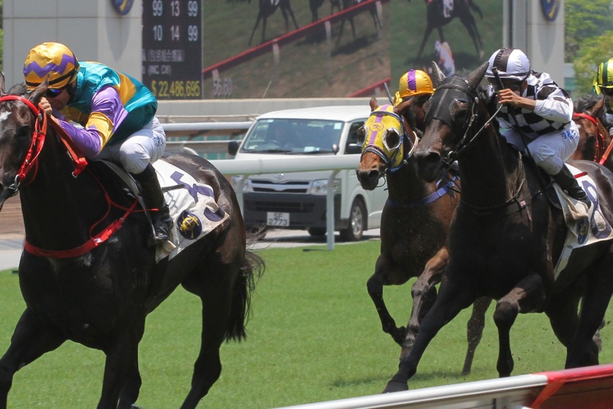 Joao Moreira guides Zero Hedge to victory at Sha Tin. Photos: Kenneth Chan