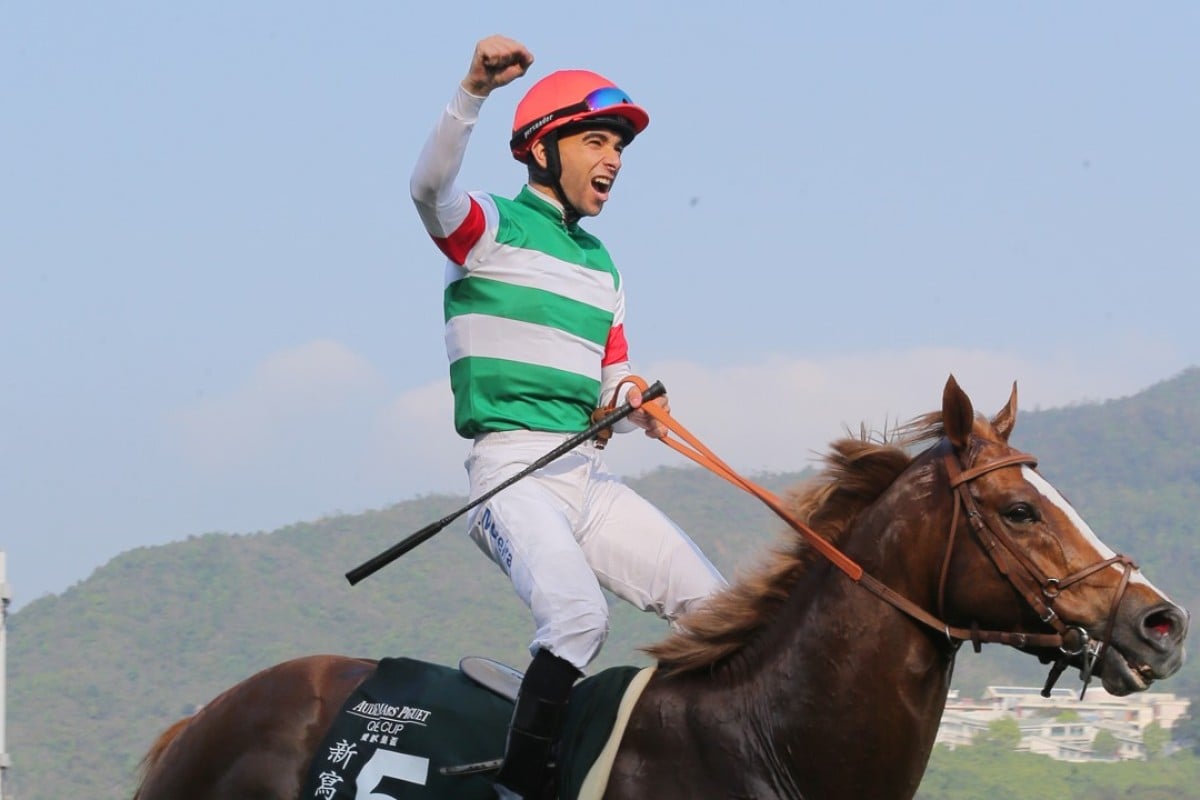 Joao Moreira punches the air after winning the 2017 Audemars Piguet QE II Cup on Neorealism. Photos: Kenneth Chan.