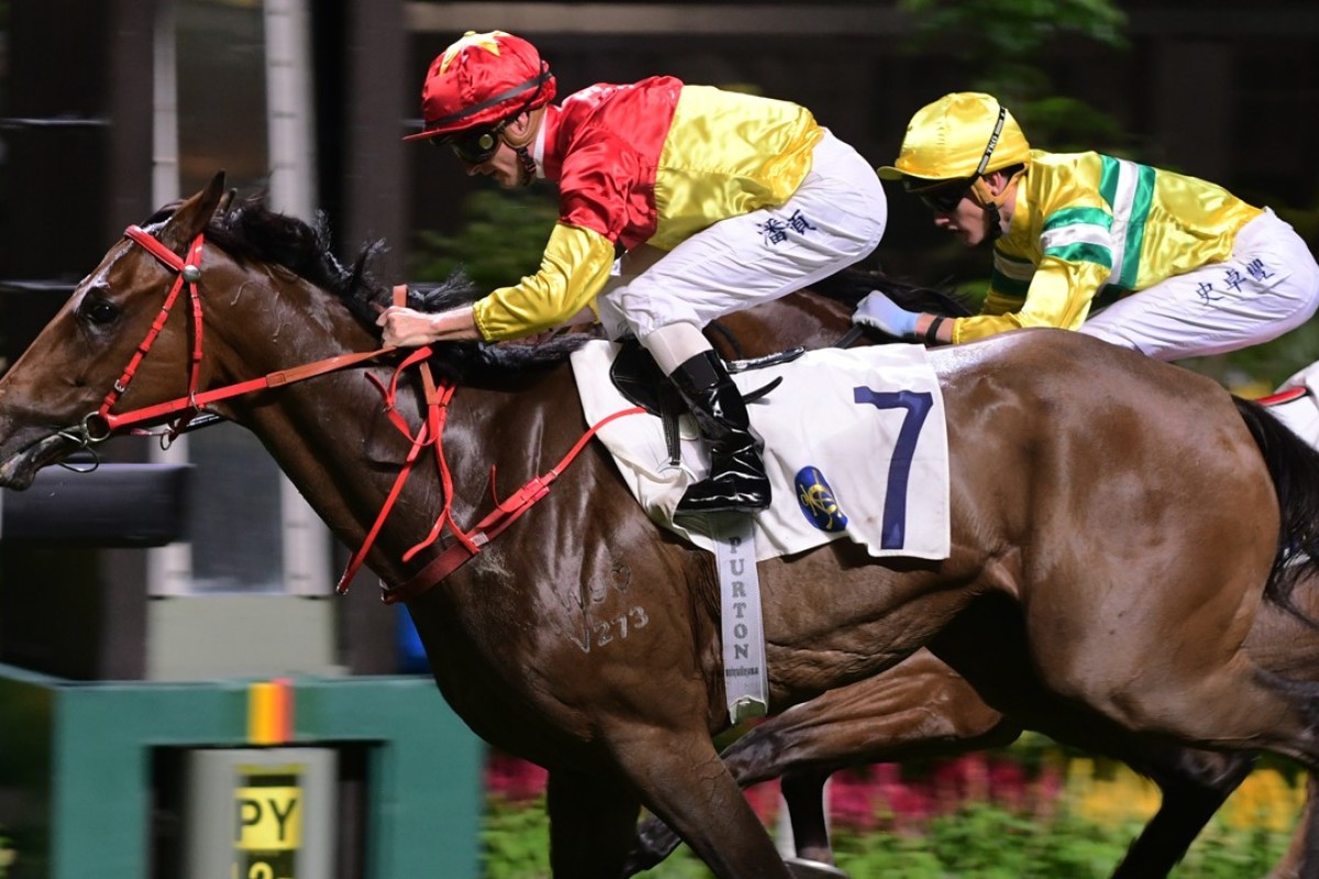 Zac Purton guides Starlight to victory at Happy Valley in July. Photos: Kenneth Chan