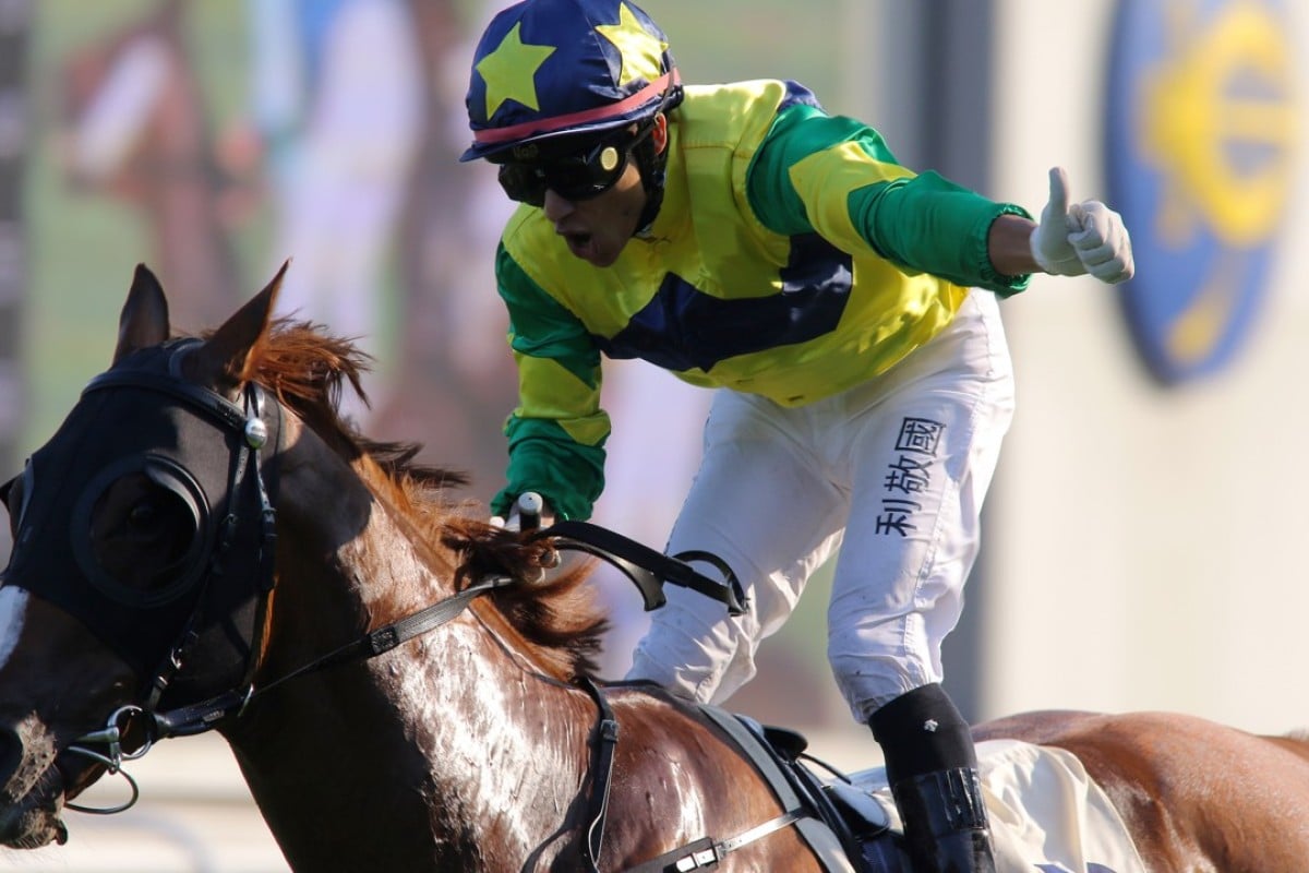 Grant van Niekerk rides Triumphant Jewel to victory at Sha Tin. Photos: Kenneth Chan