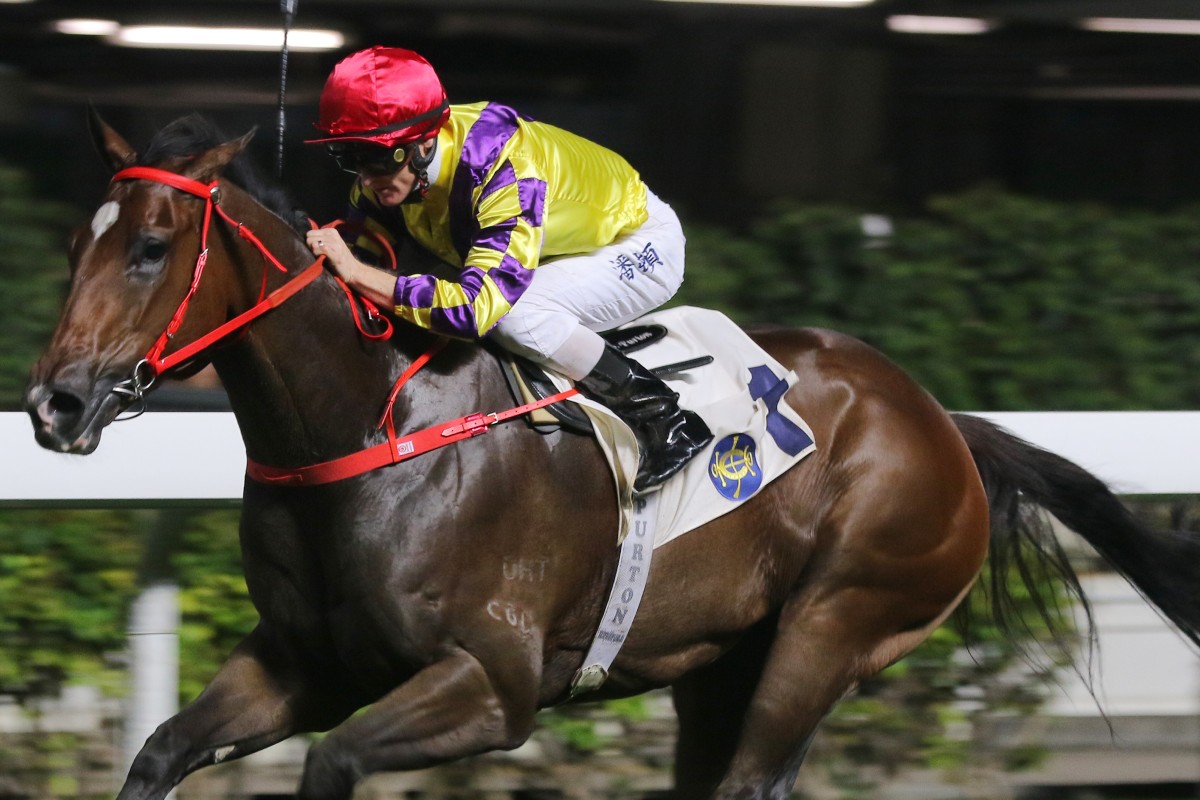 Zac Purton guides Champion’s Way to victory at Happy Valley on Wednesday night. Photos: Kenneth Chan
