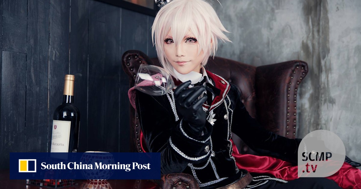 Cosplay Hong Kong style behind the scenes with a veteran South China